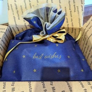 Gift Wrap It! I Package with Care!